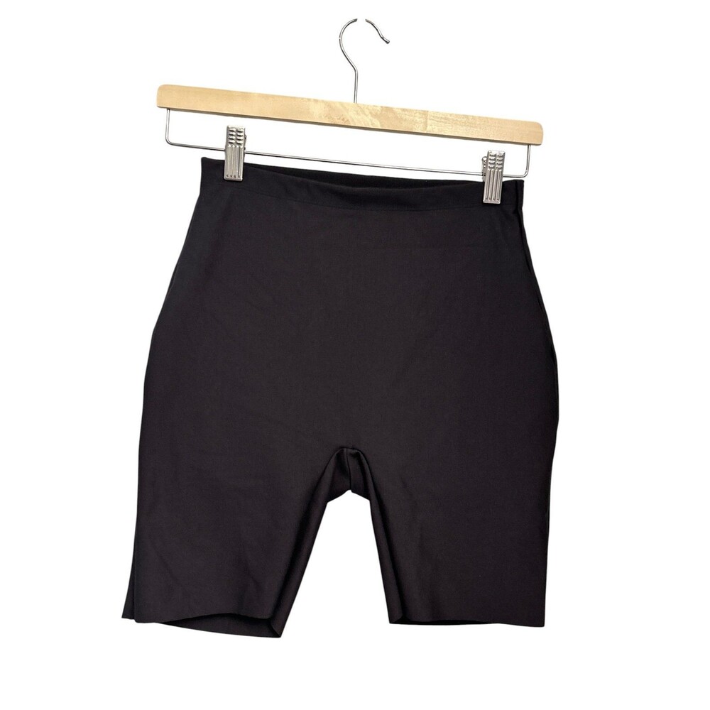 Skims Body Butt Enhancing Padded Short Small onyx New with tags
